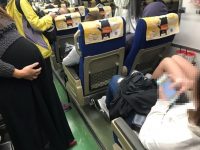 自強對號座乘客看到孕婦不讓座，她Po文公審「反被大洗臉一場」：丟光台灣人的臉！
