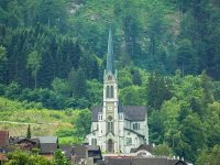 瑞士一年有四季，小鎮龍疆美了整整四季！