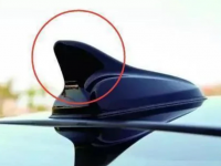 為什麼車頂上有個小尾巴？關鍵時刻能救命,80%司機都不知道！