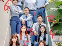 10人合照大考驗！你能一眼看出「誰最值得升職」嗎？網友答案超一致