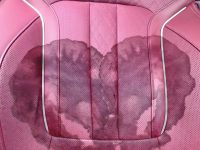 老公副駕驚現「紅色痕跡」！我嚇到要報警，監控第5秒畫面讓我哭到崩潰