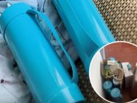 女房東退租打掃驚見「床上2藍色怪瓶」！本以為是普通垃圾…細看「1細節」後秒報警